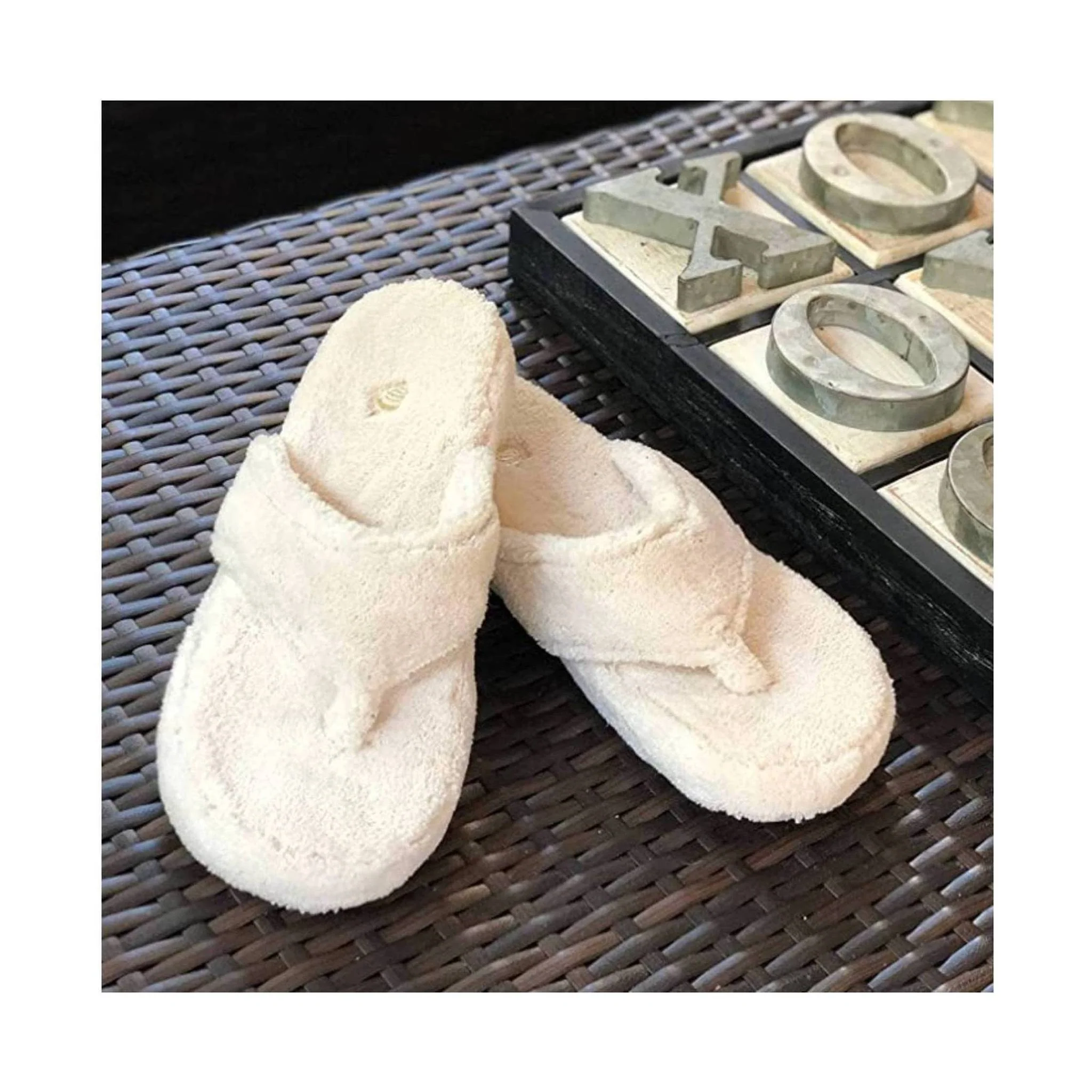 Acorn Women's Spa Thong Slipper - Natural - Image 3