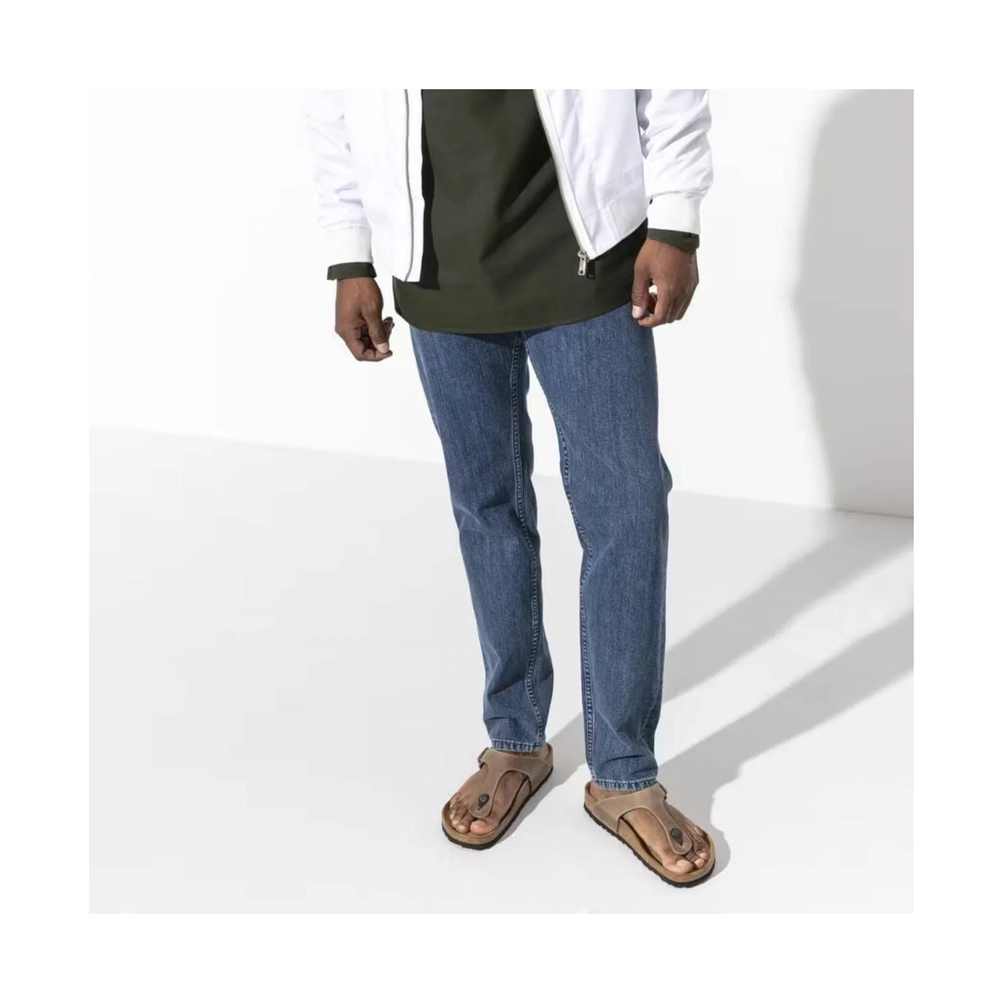 Birkenstock Gizeh Sandal - Oiled Leather Tobacco - Image 3