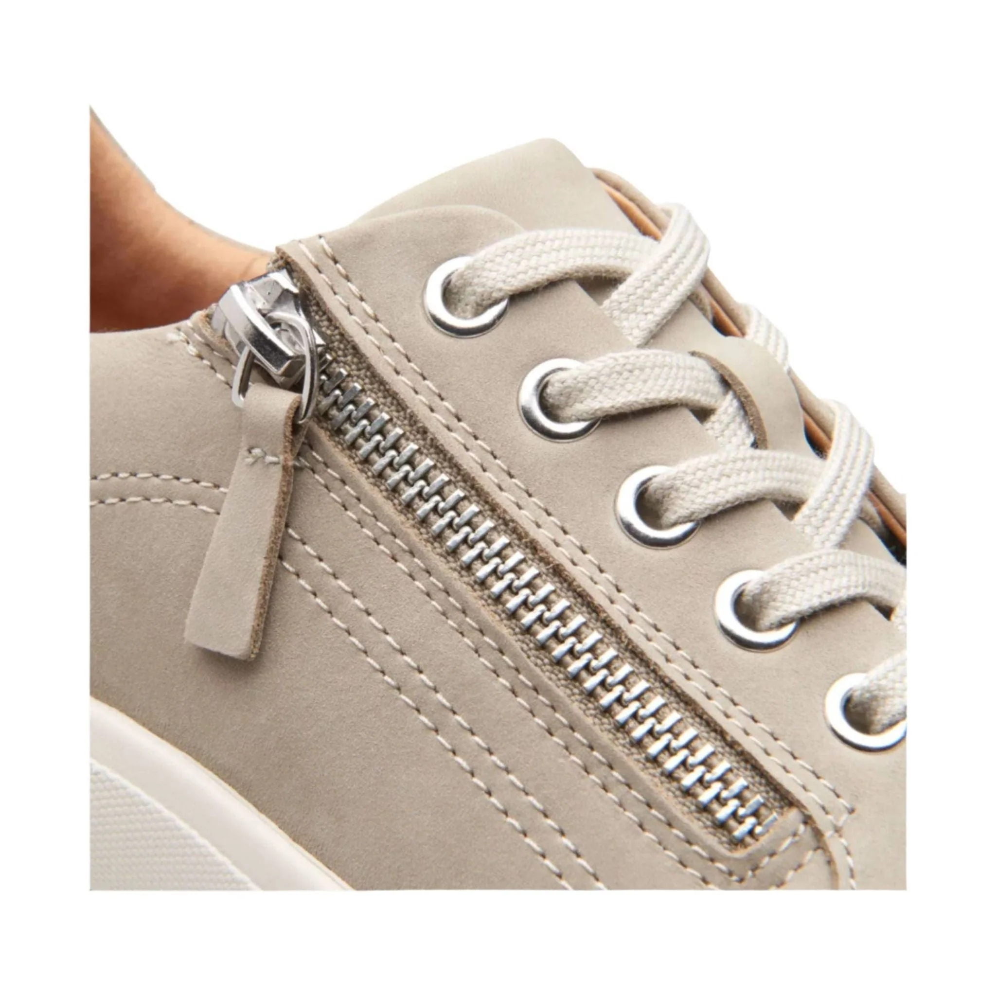 Clarks Women's Nalle Lace Shoes - Beige - Image 6