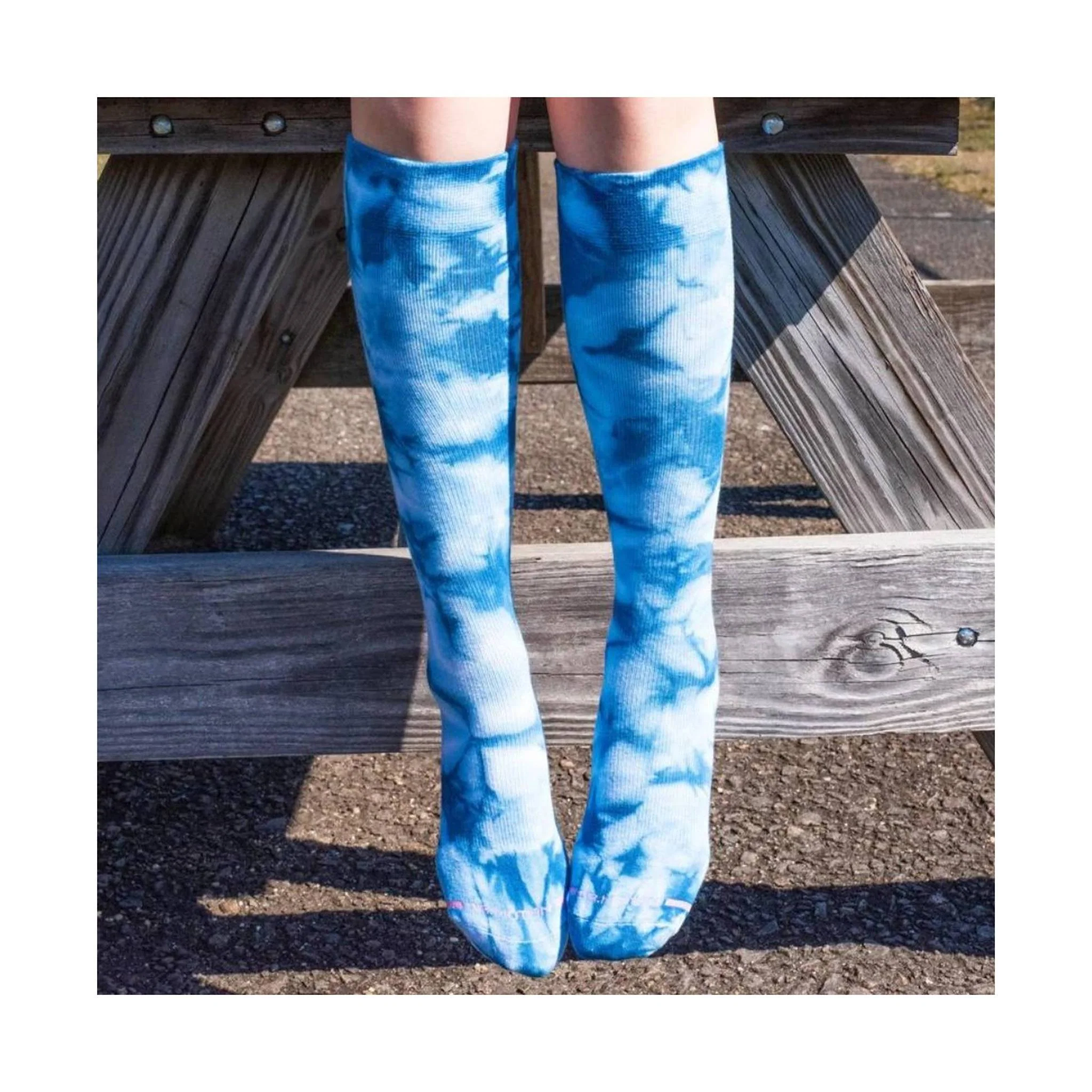 Dr. Motion Women's Tie Dye Knee-High Compression Sock - Deep Water - Image 2