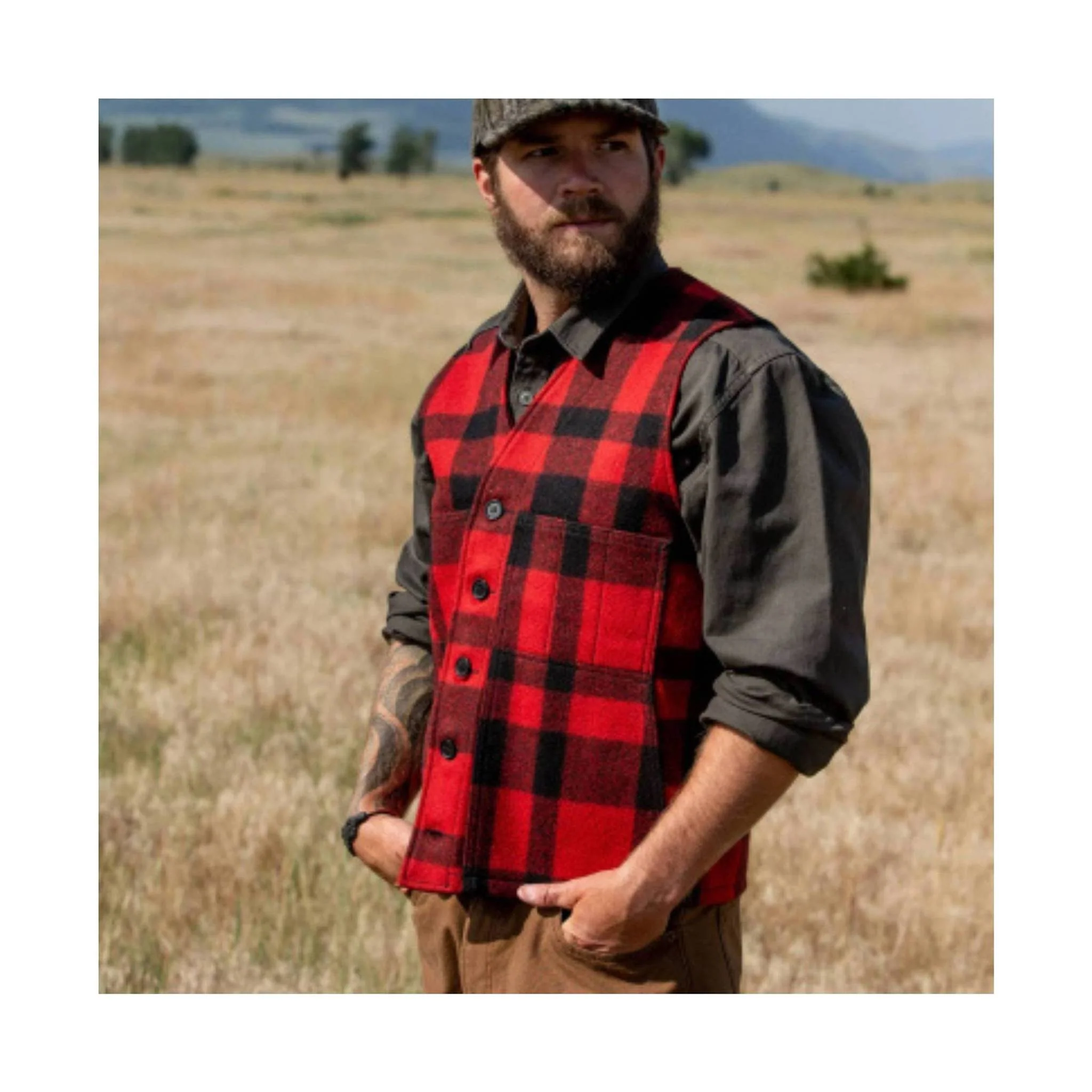 Filson Men's Mackinaw Wool Vest - Red/Black - Image 5