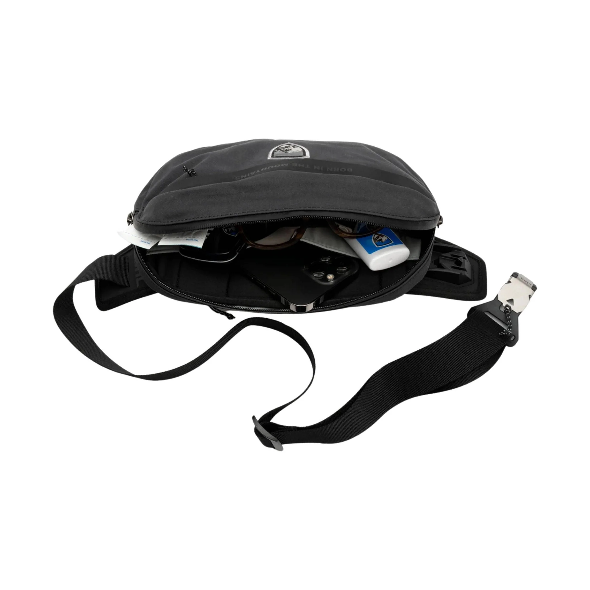 Kuhl Eskape Kanvas Sling Pack - Ink Black - Image 2