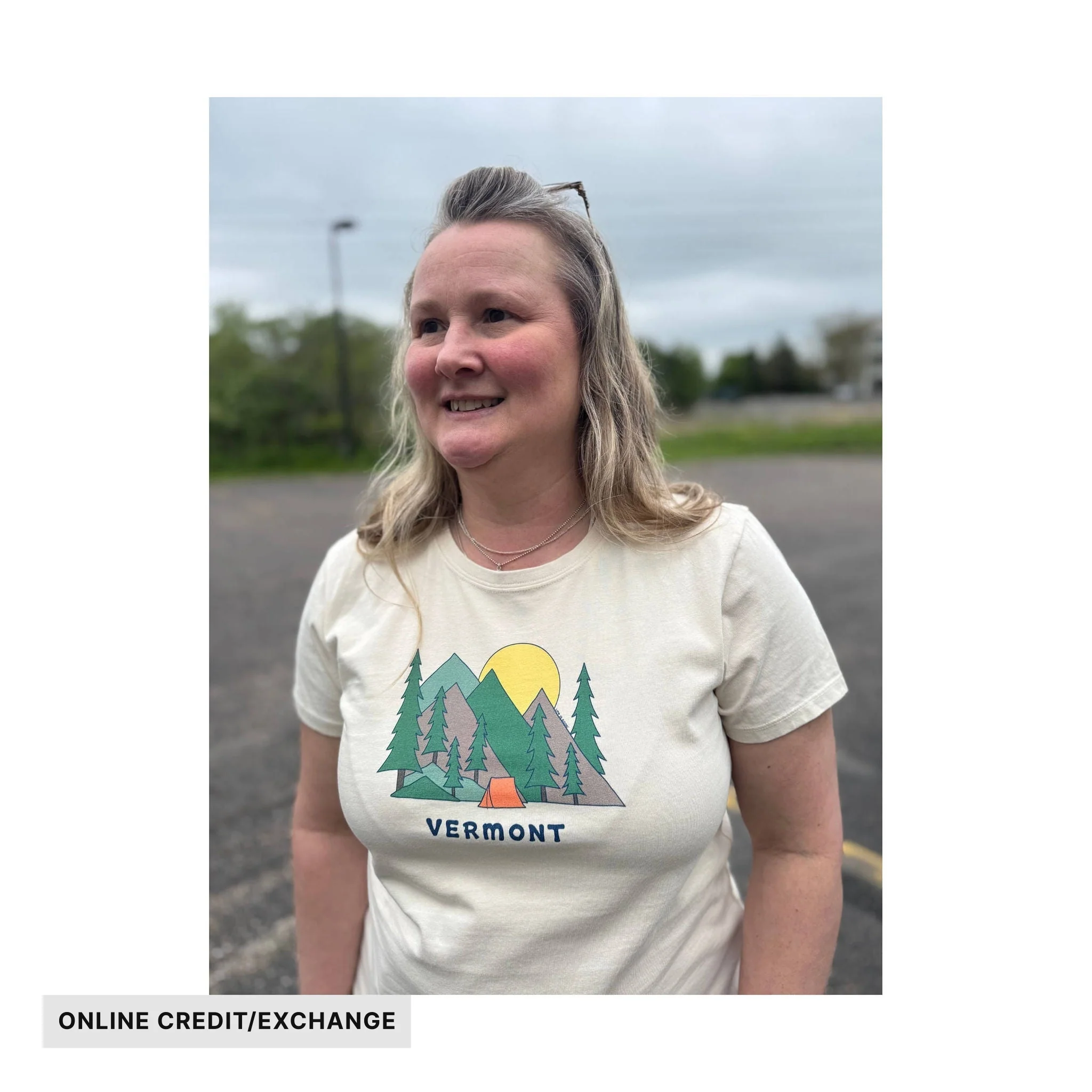 Life Is Good Women's Campground Vermont Exclusive Crusher Tee - Putty White