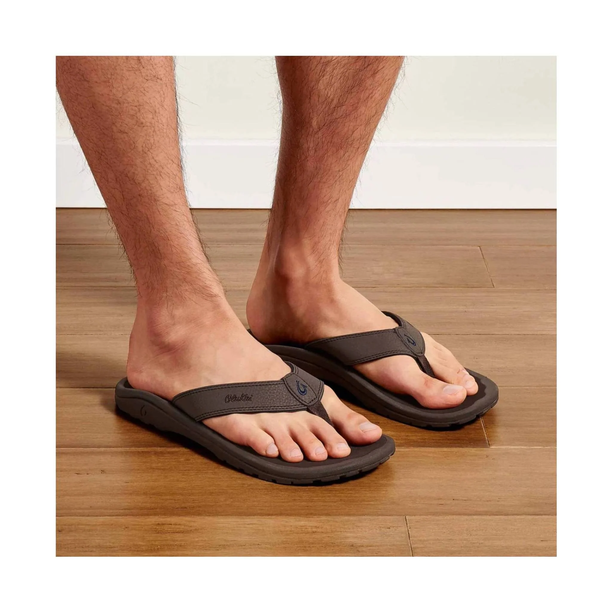 OluKai Men's Ohana Flip Flop - Dk Wood - Image 4