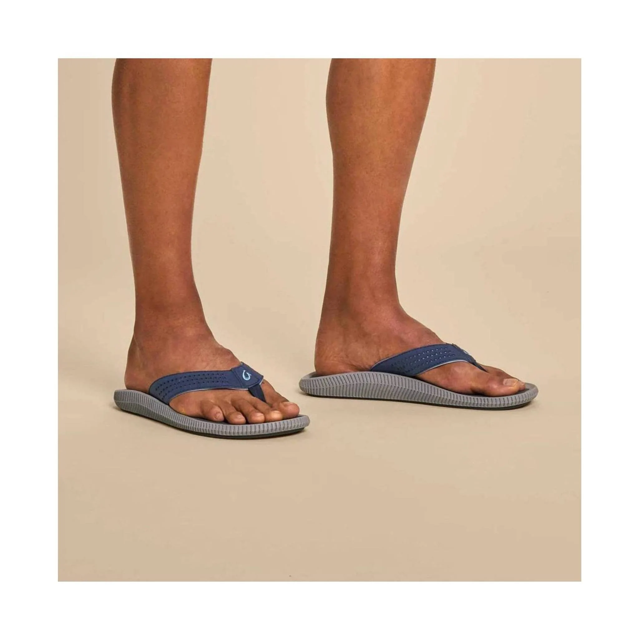 Olukai Men's Ulele Flip Flop - Blue Depth / Charcoal - Image 4
