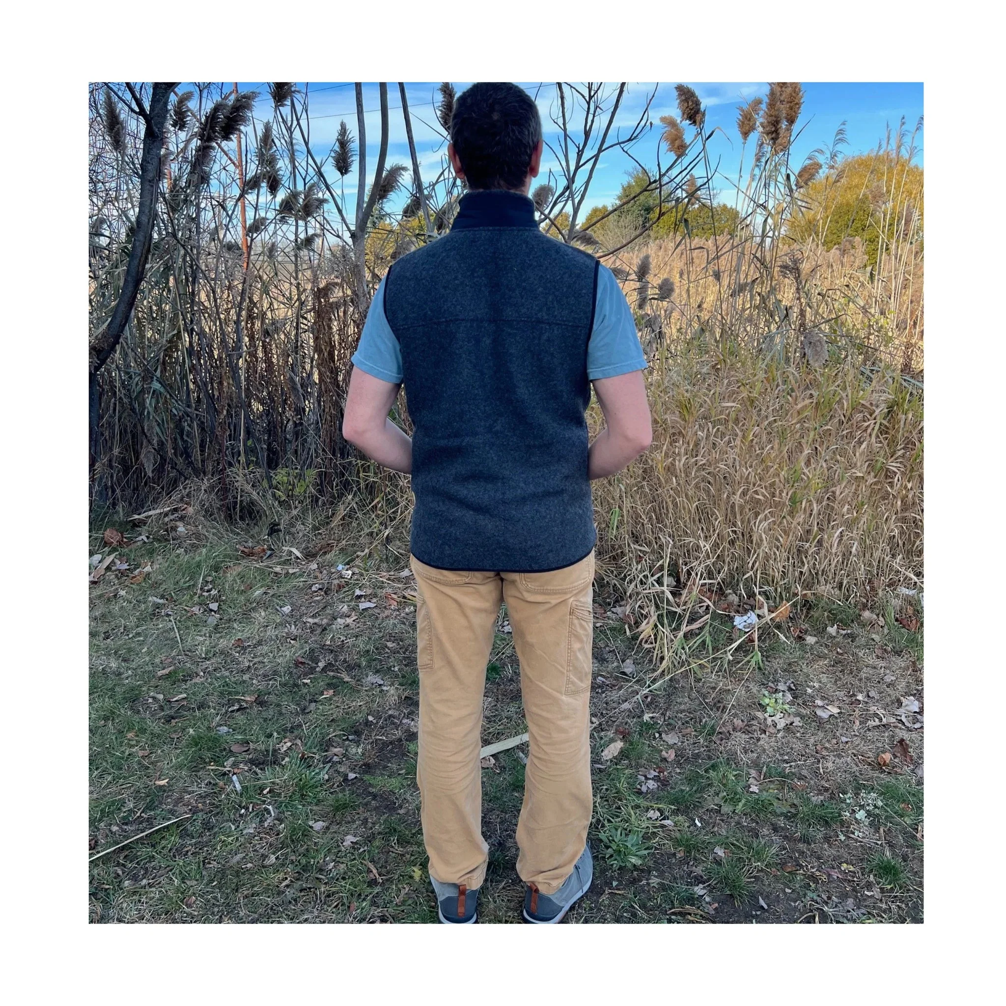 Smartwool Men's Hudson Trail Fleece Vest - Charcoal Black - Image 2